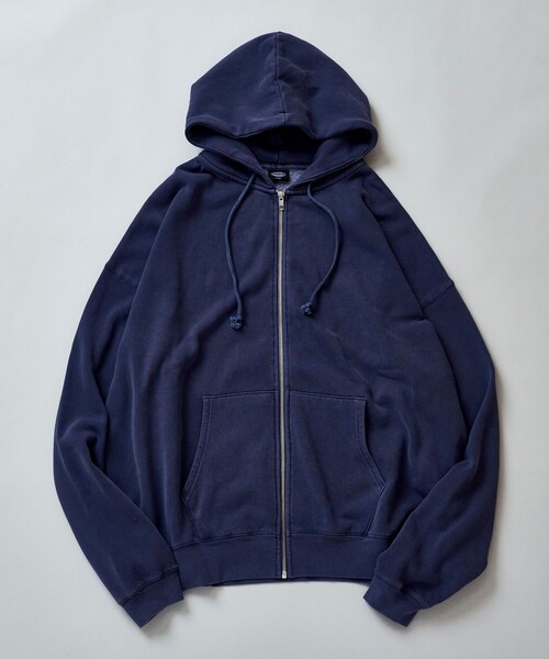 FREAK'S STORE（フリークスストア）の「限定展開 リラックスフィット ピグメント加工  ジップアップ スウェットパーカー/裏起毛（パーカー・メンズ・ネイビー/ベージュ/ブラック・MEDIUM/LARGE/SMALL）」の17枚目の写真