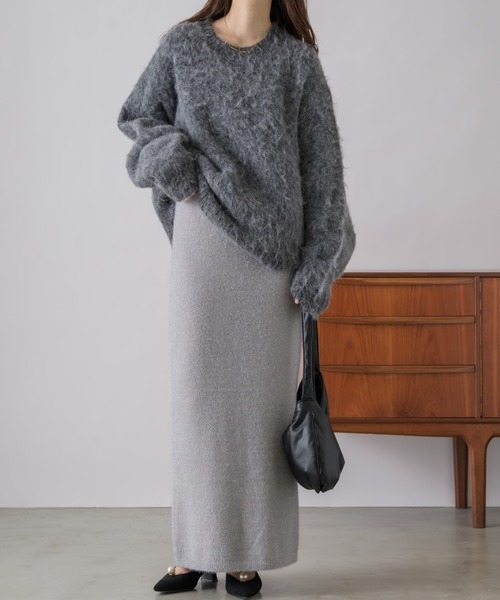 NEUNA（ヌナ）の「【ウエストゴムで歩きやすい】スリット入りラメロングスカート（スカート・レディース・ブラック/アイボリー/グレー・SMALL/FREE）」の10枚目の写真