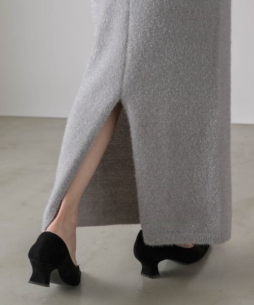 NEUNA（ヌナ）の「【ウエストゴムで歩きやすい】スリット入りラメロングスカート（スカート・レディース・ブラック/アイボリー/グレー・SMALL/FREE）」の18枚目の写真