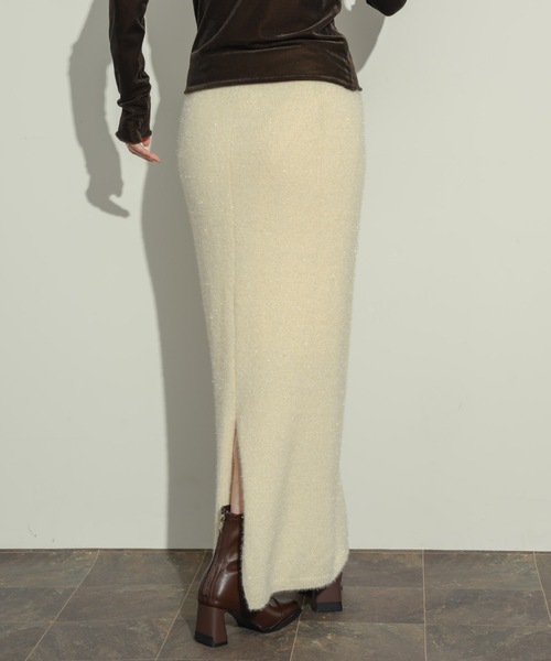 NEUNA（ヌナ）の「【ウエストゴムで歩きやすい】スリット入りラメロングスカート（スカート・レディース・ブラック/アイボリー/グレー・SMALL/FREE）」の9枚目の写真