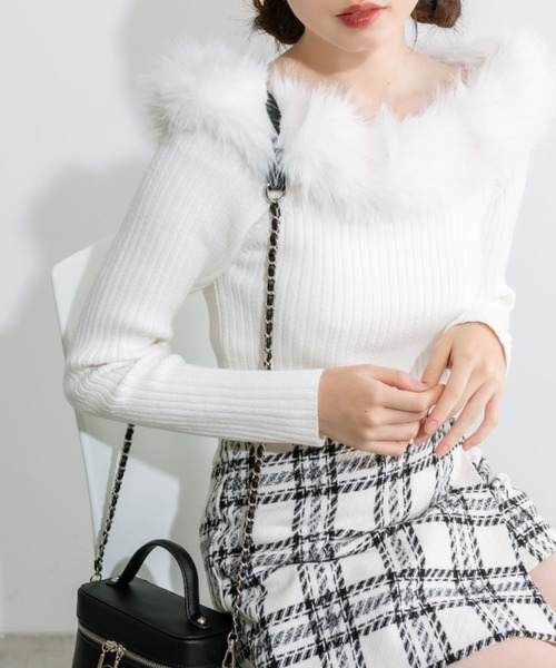 OLIVE des OLIVE（オリーブデオリーブ）の「little orun ふわカワオフショルニット　1032180080（ニット/セーター・レディース・オフホワイト/ブラック/チャコールグレー・FREE）」の11枚目の写真