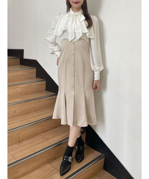 EATME（イートミー）の「ボウタイケープワンピース（ワンピース・レディース・ブラック/その他1/ベージュ・SMALL/MEDIUM）」の10枚目の写真