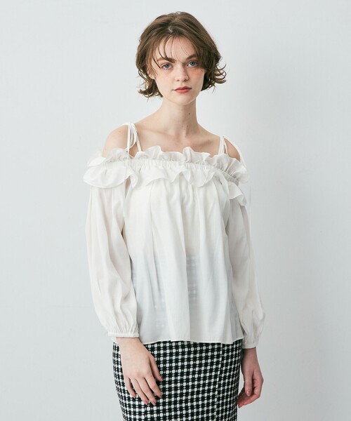 DEICY（デイシー）の「フリルギャザーオフショルブラウス（シャツ