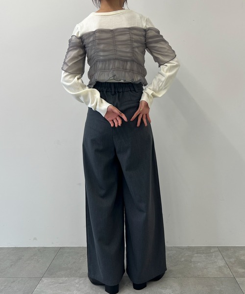 byYOUANCE(バイユアンス)の「チュールシャーリングビスチェニット(ニット/セーター・レディース・グレー/ベージュ・FREE)」の9枚目の写真