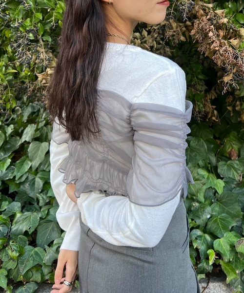 byYOUANCE(バイユアンス)の「チュールシャーリングビスチェニット(ニット/セーター・レディース・グレー/ベージュ・FREE)」の15枚目の写真