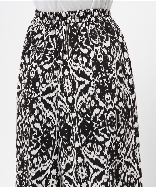 AZUL by moussy（アズールバイマウジー）の「Peベア クロプトバギーパンツ（その他パンツ・レディース・ブラック系その他/ホワイト系その他/ブラック/オフホワイト・MEDIUM/SMALL/LARGE）」の13枚目の写真