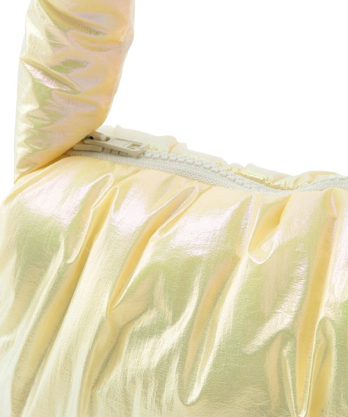 ADAM ET ROPE'（アダムエロペ）の「【サステナブル】ワンハンドルパフバッグ（ハンドバッグ・レディース・グレー/イエロー・FREE）」の7枚目の写真