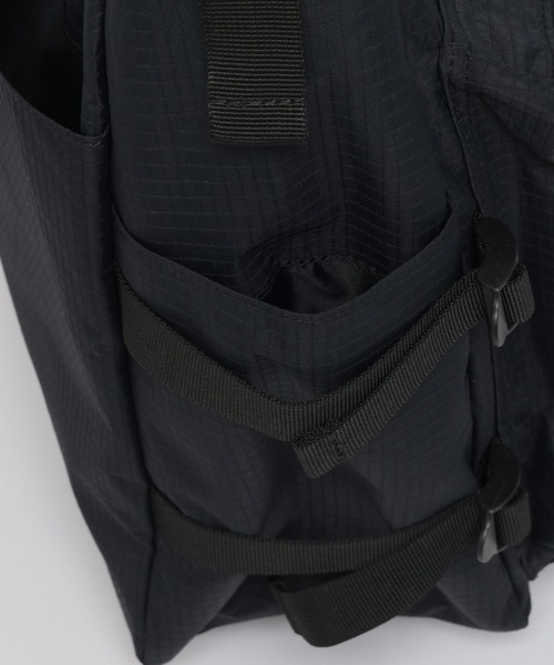 niko and...(ニコアンド)の「リップポケットショルダーバッグ(ショルダーバッグ・メンズ・カーキ/ブラック・FREE)」の17枚目の写真