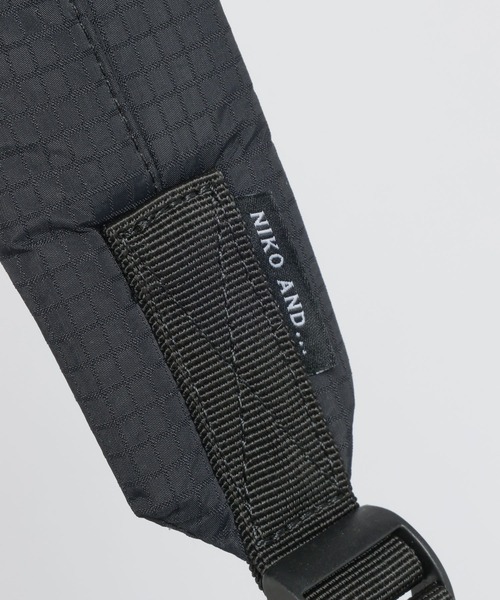niko and...(ニコアンド)の「リップポケットショルダーバッグ(ショルダーバッグ・メンズ・カーキ/ブラック・FREE)」の21枚目の写真