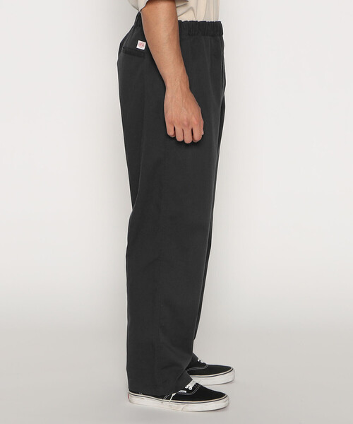 DANTON（ダントン）の「MEN'S T/C TWILL EASY STRAIGHT PANTS（チノパンツ・メンズ・チャコール/グリーン/ネイビー/ベージュ・40/38/42/44）」の10枚目の写真