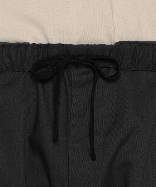 DANTON（ダントン）の「MEN'S T/C TWILL EASY STRAIGHT PANTS（チノパンツ・メンズ・チャコール/グリーン/ネイビー/ベージュ・40/38/42/44）」の17枚目の写真