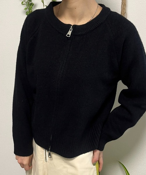 tolene(トレネ)の「ジップアップニットカーディガン(カーディガン/ボレロ・レディース・グリーン/ホワイト/ブラック・FREE)」の10枚目の写真