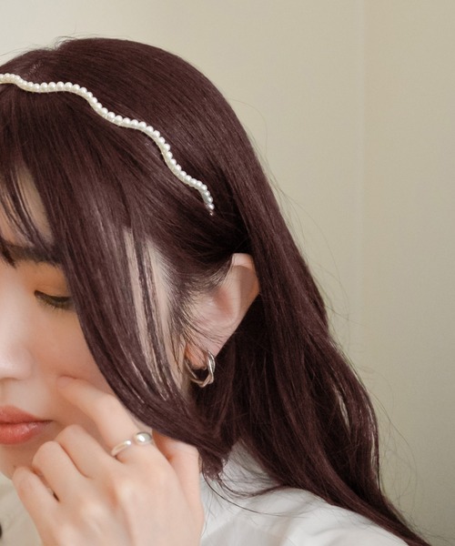 styiro（スタイロ）の「パールデザインカチューシャ（カチューシャ・レディース・ホワイト系その他/ホワイト系その他2/ホワイト系その他4/ホワイト系その他5/ホワイト系その他6/ホワイト系その他3/ホワイト系その他7・FREE）」の9枚目の写真