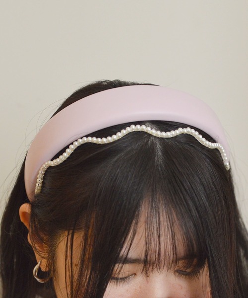 styiro（スタイロ）の「パールデザインカチューシャ（カチューシャ・レディース・ホワイト系その他/ホワイト系その他2/ホワイト系その他4/ホワイト系その他5/ホワイト系その他6/ホワイト系その他3/ホワイト系その他7・FREE）」の13枚目の写真