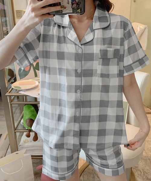 Miniministore(ミニミニストア)の「韓国 パジャマ 上下セット ルームウェア(ルームウェア/パジャマ・レディース・イエロー×グリーン/グレー/パープル/サーモンピンク/ピンク/レッド/ブルー/ブラック/ミント・FREE)」の2枚目の写真