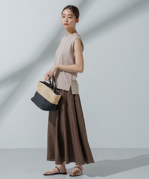 NANO universe（ナノユニバース）の「Anti Soaked(R) 汗染み防止 ノースリーブTシャツ（Tシャツ/カットソー・レディース・チャコール/グレー系その他4/ホワイト/ブラック・S/M）」の10枚目の写真