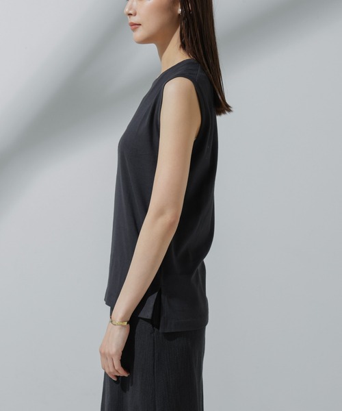 NANO universe（ナノユニバース）の「Anti Soaked(R) 汗染み防止 ノースリーブTシャツ（Tシャツ/カットソー・レディース・チャコール/グレー系その他4/ホワイト/ブラック・S/M）」の13枚目の写真