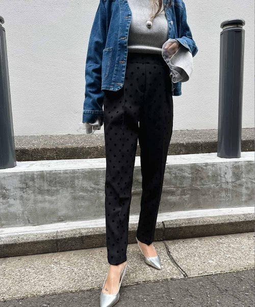 esutoreja(エストレジャ)の「ドットパンツ(スラックス・レディース・ブラック・M/S)」の4枚目の写真