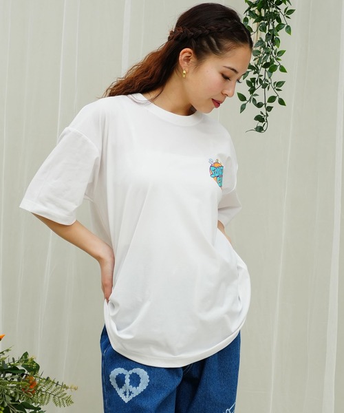 SANTA CRUZ（サンタクルーズ）の「【ムラサキスポーツ限定】SANTACRUZ/サンタクルーズ 半袖ラッシュガード 水陸両用 UVカット オーバーサイズ ユニセックス 502242633（Tシャツ/カットソー・レディース・ブラック/ホワイト・L/M）」の5枚目の写真