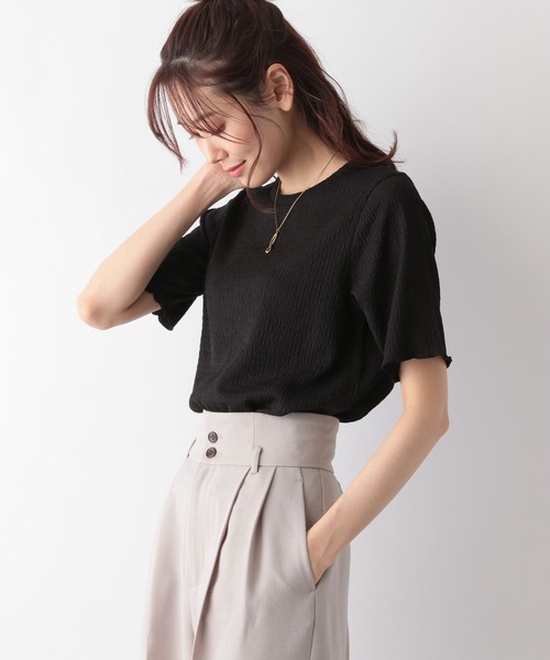 GLOBAL WORK(グローバルワーク)の「MATINEE LINE/シャーリングコンパクトT/108010(Tシャツ/カットソー・レディース・オフホワイト/ライトベージュ/ブラック/ライトブルー・LARGE/MEDIUM)」の12枚目の写真