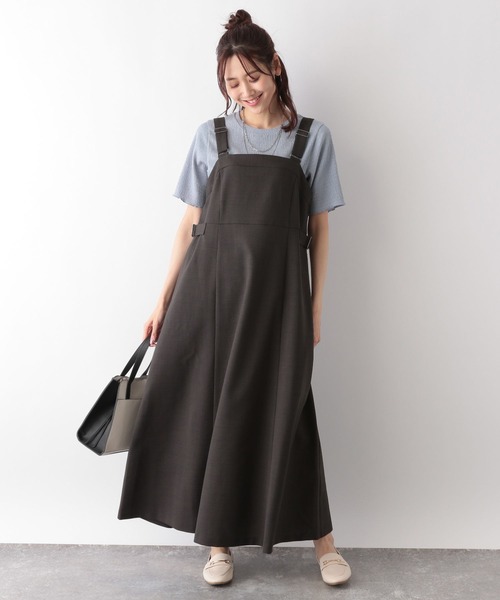 GLOBAL WORK(グローバルワーク)の「MATINEE LINE/シャーリングコンパクトT/108010(Tシャツ/カットソー・レディース・オフホワイト/ライトベージュ/ブラック/ライトブルー・LARGE/MEDIUM)」の19枚目の写真