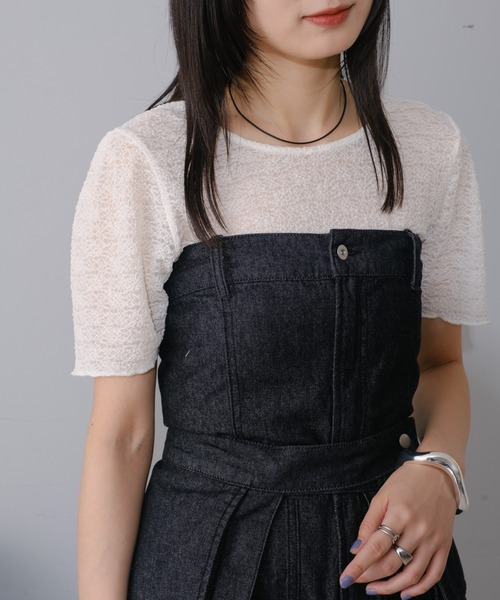 Kastane(カスタネ)の「シアーフラワー5分袖TEE(Tシャツ/カットソー・レディース・レッド/ブラック/サックスブルー/アイボリー・FREE)」の2枚目の写真