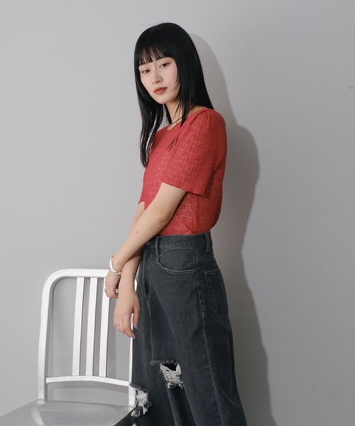 Kastane(カスタネ)の「シアーフラワー5分袖TEE(Tシャツ/カットソー・レディース・レッド/ブラック/サックスブルー/アイボリー・FREE)」の6枚目の写真