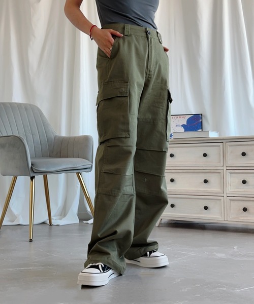 aimoha(アイモハ)の「【Aimoha】ストレートパンツ(その他パンツ・レディース・グリーン/レッド/ベージュ・SMALL/MEDIUM/LARGE)」の2枚目の写真