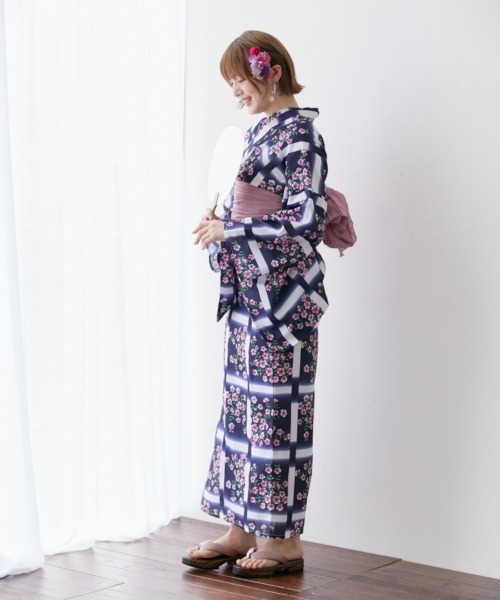 nissen（ニッセン）の「1人で着られる二部式浴衣　選べる5柄（浴衣・レディース・ホワイト×ネイビー/ブラック系/ベージュ系/ホワイト系/ネイビー系・S～Ｍ/L～LL）」の17枚目の写真