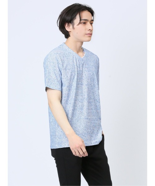 m.f.editorial(エムエフエディトリアル)の「【メッシュ ストレッチ】m.f.エディトリアル メンズ 転写 プリント Vネック 半袖 Tシャツ(Tシャツ/カットソー・メンズ・ライトグレー/ブルー/ホワイト×ブラック・MEDIUM/LARGE/X-LARGE)」の3枚目の写真