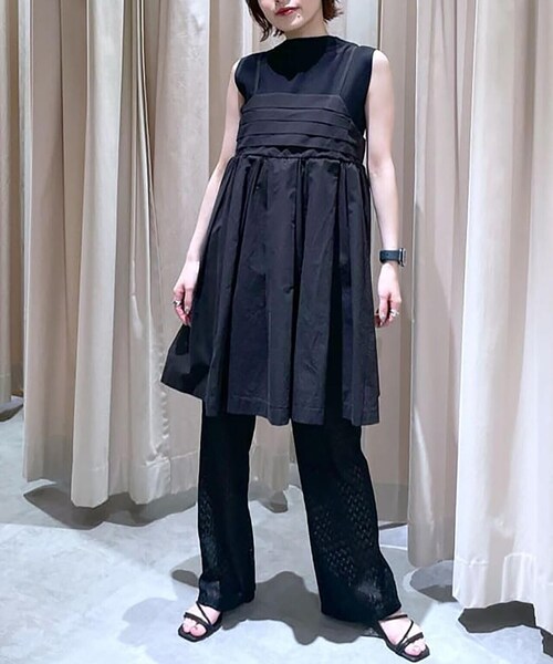 FREE'S MART（フリーズマート）の「コットンタックデザインミニキャミソールワンピース（ワンピース・レディース・ホワイト/ブラック・MEDIUM/SMALL）」の19枚目の写真