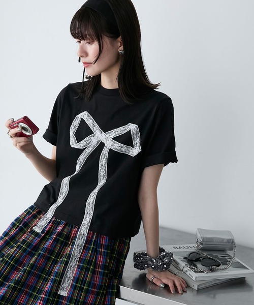 forksy.(フォルクシー)の「【forksy.】レースリボンドッキングTシャツ(Tシャツ/カットソー・レディース・ブラック/オフホワイト・FREE)」の4枚目の写真