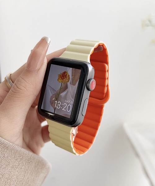 LUON(ルオン)の「LUON / Apple Watch Band / 磁気式アップルウォッチ バンド(デジタル腕時計・レディース・グリーン系1/パープル系2/ホワイト系1/ホワイト系2/ブラウン系1/レッド系1/ブラック系1/グリーン系2/パープル系1/グレー系1/イエロー系1/ピンク系1/ピンク系2/ブルー系1・A/B)」の2枚目の写真