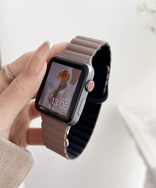 LUON(ルオン)の「LUON / Apple Watch Band / 磁気式アップルウォッチ バンド(デジタル腕時計・レディース・グリーン系1/パープル系2/ホワイト系1/ホワイト系2/ブラウン系1/レッド系1/ブラック系1/グリーン系2/パープル系1/グレー系1/イエロー系1/ピンク系1/ピンク系2/ブルー系1・A/B)」の5枚目の写真