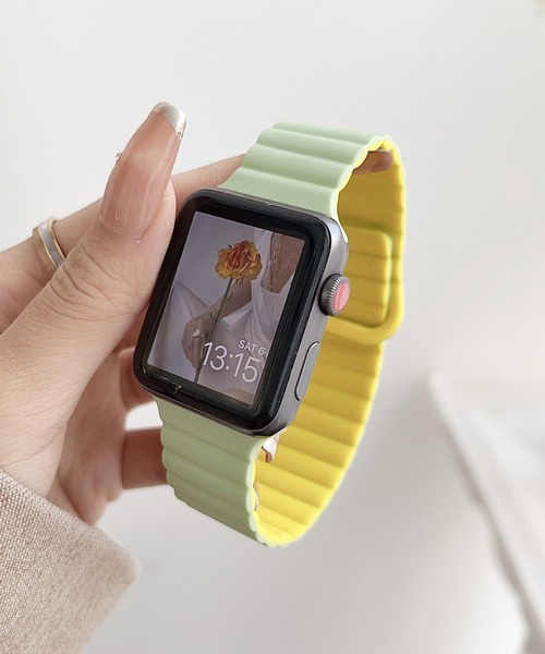 LUON(ルオン)の「LUON / Apple Watch Band / 磁気式アップルウォッチ バンド(デジタル腕時計・レディース・グリーン系1/パープル系2/ホワイト系1/ホワイト系2/ブラウン系1/レッド系1/ブラック系1/グリーン系2/パープル系1/グレー系1/イエロー系1/ピンク系1/ピンク系2/ブルー系1・A/B)」の6枚目の写真