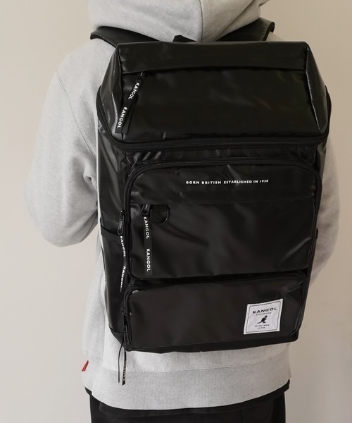 KANGOL BIG タグ ボックス スクエア リュック ブラックホワイト