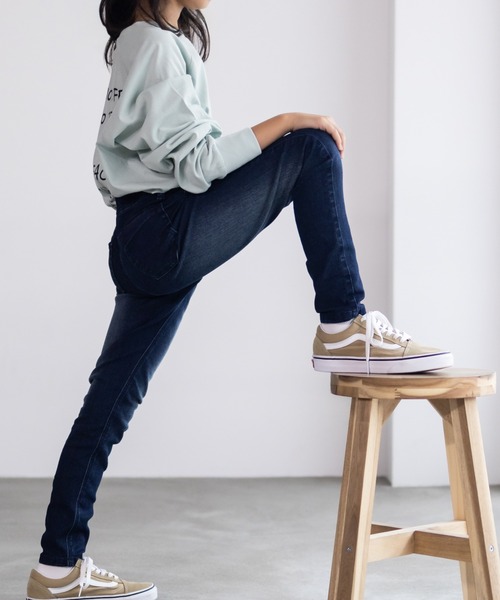 NAVY(ネイビー)の「【 キッズ ガールズ 】NAVY ストレッチ ストレート デニム ウエストギャザーパンツ のびるモン(デニムパンツ・キッズ・ネイビー/ブルー/サックスブルー・160/150/140/130/120/110)」の12枚目の写真