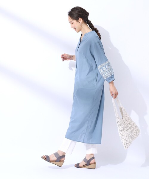 洗える/インド綿100％】ふわっと広がる お袖刺繍ワンピース