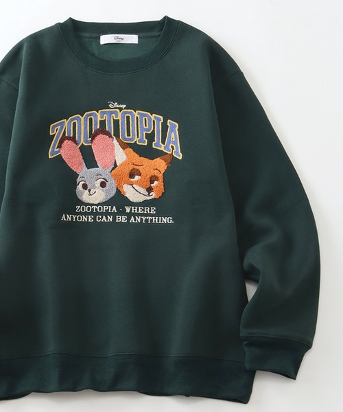 Disney(ディズニー)の「【Disney/ディズニー】アートワークデザイン 裏起毛 サガラ刺繍 クルーネック スウェット トレーナー(スウェット・レディース・ベージュ/ネイビー/グリーン/ライトグレー・M/L)」の3枚目の写真