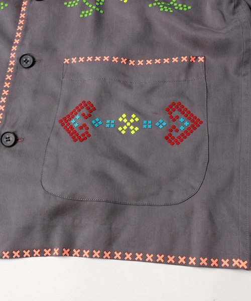 amok（アモク）の「CROSS BONDING SHIRT（シャツ/ブラウス・メンズ・ベージュ/グレー・S/M/L）」の16枚目の写真