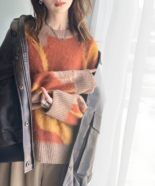 classicalelf（クラシカルエルフ）の「1枚で映える主役級。 ウェーブ柄 ダブル ジャガード シャギー ニット オーバーサイズプルオーバー（ニット/セーター・レディース・ピンク/ライトグレー/オレンジ/ネイビー・MEDIUM/X-LARGE/SMALL/LARGE）」の11枚目の写真