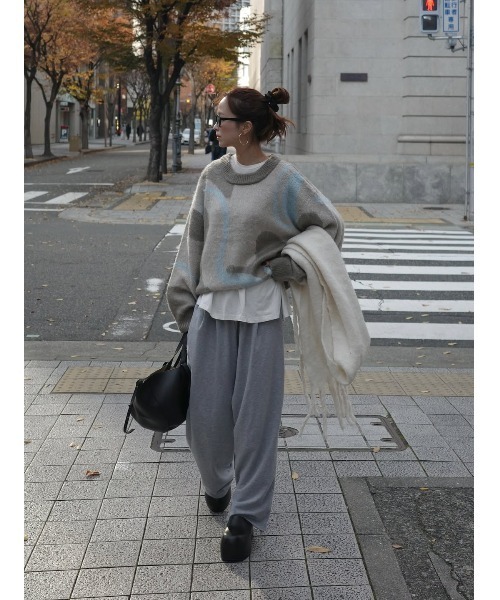 classicalelf（クラシカルエルフ）の「1枚で映える主役級。 ウェーブ柄 ダブル ジャガード シャギー ニット オーバーサイズプルオーバー（ニット/セーター・レディース・ピンク/ライトグレー/オレンジ/ネイビー・MEDIUM/X-LARGE/SMALL/LARGE）」の16枚目の写真