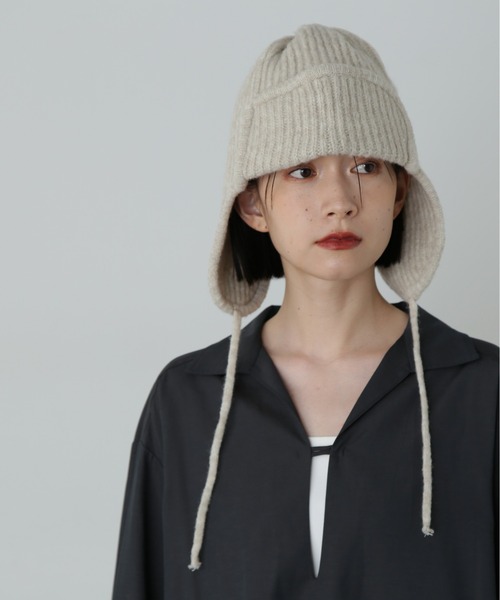 N.(N. Natural Beauty Basic)(エヌエヌナチュラルビューティーベーシック)の「◆ニットフライトキャップ(ニットキャップ/ビーニー・レディース・アイボリー/ブラック・フリ-)」の4枚目の写真