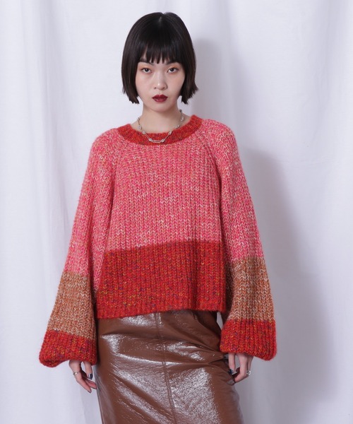 CREOLME(クレオルム)の「(CREOLME)バイカラークロップドニット(ニット/セーター・レディース・ブラック/レッド・FREE)」の15枚目の写真