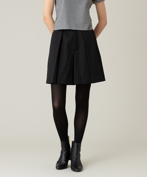 LOULOU WILLOUGHBY（ルルウィルビー）の「【LOULOU WILLOUGHBY】ルマーノツイルショートパンツ（その他パンツ・レディース・ブラック/オフホワイト/グレー系その他・1/2）」の2枚目の写真