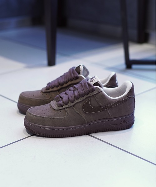 NIKE(ナイキ)の「W AIR FORCE 1 '07 FQ8901-259(スニーカー・レディース・ブラウン・22.5cm/23.0cm/23.5cm/24.0cm/24.5cm/25.0cm/25.5cm/26.0cm/26.5cm/27.0cm/27.5cm/28.0cm/28.5cm/29.0cm/22.0cm)」の6枚目の写真