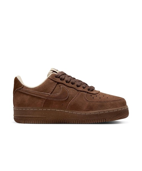 NIKE(ナイキ)の「W AIR FORCE 1 '07 FQ8901-259(スニーカー・レディース・ブラウン・22.5cm/23.0cm/23.5cm/24.0cm/24.5cm/25.0cm/25.5cm/26.0cm/26.5cm/27.0cm/27.5cm/28.0cm/28.5cm/29.0cm/22.0cm)」の11枚目の写真