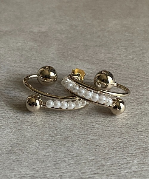 ciite'(シーテ)の「小粒パール×ボールニュアンス ピアス (両耳用)(ピアス(両耳用)・レディース・シルバー/ゴールド・FREE)」の7枚目の写真