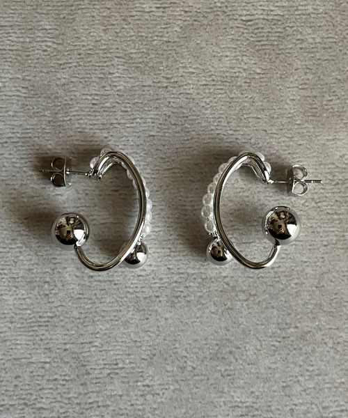 ciite'(シーテ)の「小粒パール×ボールニュアンス ピアス (両耳用)(ピアス(両耳用)・レディース・シルバー/ゴールド・FREE)」の11枚目の写真