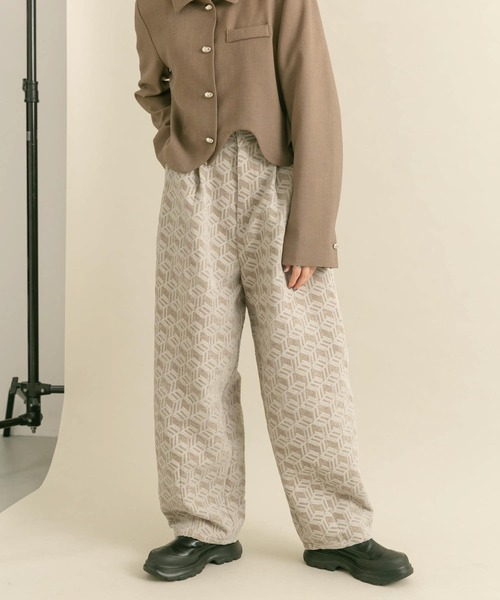 KBF（ケイビーエフ）の「ジャガードコクーンパンツ（その他パンツ・レディース・ブラウン/ライトベージュ・ONE）」の3枚目の写真